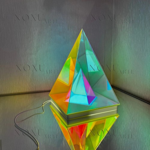 Prism pyramid table lamp - pyramid,