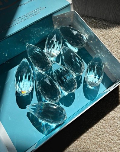 Clear faceted crystal - 9,