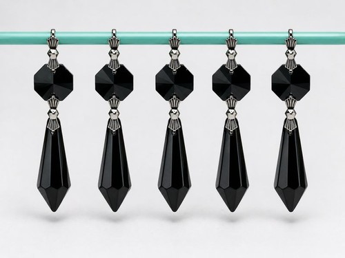 Black cut glass - x, crsyal