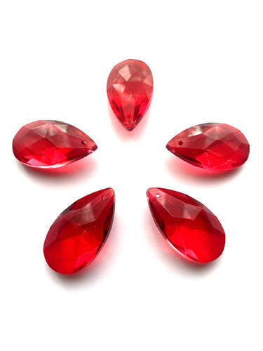 Chandelier crystals - x,